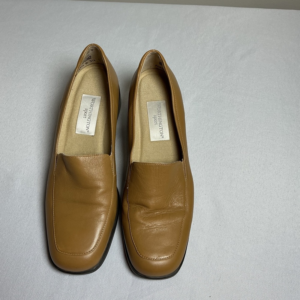 Worthington Women's Tan Loafers Size 8 1/2 M